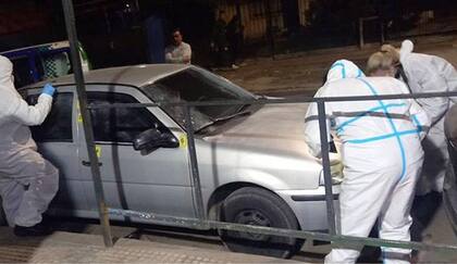 El Volkswagen Gol secuestrado en el marco del asesinato del empresario Esteban Izzo, en San Antonio de Padua