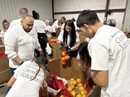 El voluntariado es una opción para seguir recibiendo el apoyo de SNAP (Facebook/Central California Food Bank)