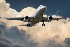 El inquietante caso del avión “fantasma” que se estrelló con 121 pasajeros desmayados