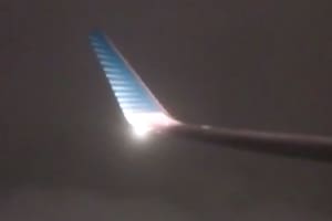 El vuelo AR1879 de Aerolíneas, que viajaba de Ushuaia a Buenos Aires, sufrió fuertes turbulencias cuando intentaba aterrizar en Aeroparque
