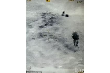 El vuelo de un ovni sobre una base militar