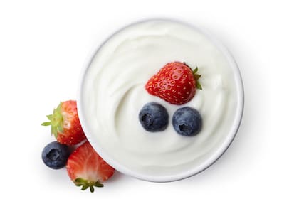 El yogurt es una fuente rica en proteínas completas y calcio