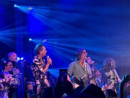 El Zorrito celebró su cumpleaños número 60 en el Festival Medio y Medio, en Uruguay