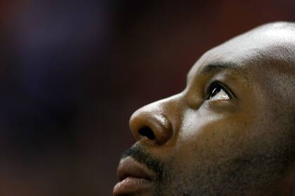 Elden Campbell, recordado por su tranquilidad y su talento