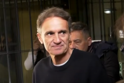 Gabriel Katopodis, al llegar a la escuela para votar