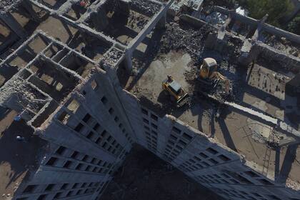 Las dos máquinas trabajando desde la altura