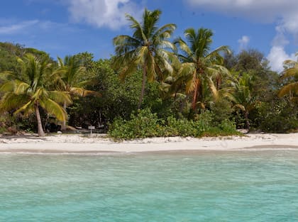 Elegir una playa distinta cada día es una de las ventajas de elegir una embarcación.
