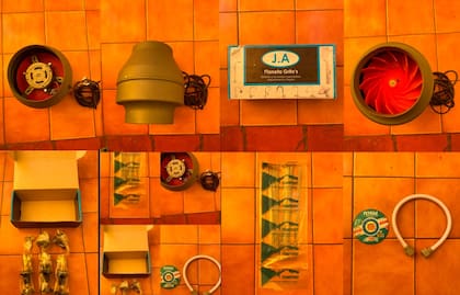 Elementos secuestrados durante los allanamientos: piezas de ventilación, mangueras y accesorios embalados, parte del material que la banda utilizaba para la reventa