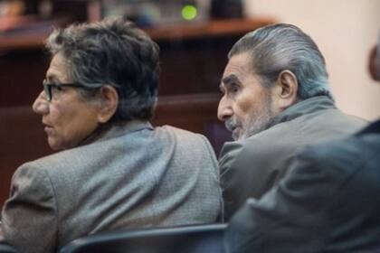 Elena Iparraguirre y Abimael Guzmán cumplen cadena perpetua en Perú