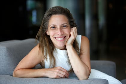 Elena Roger ha logrado imponer su modo de vida en un medio que se maneja con códigos diferentes