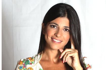 Eleonora Cole, conductora de Café de la tarde