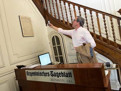 Elex embajador Sante, en la redacción del Tageblatt.