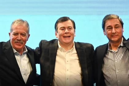Elías Suárez, Gerardo Zamora y Carlos Silva Neder (vice)