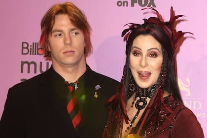 Elijah Blue y Cher en los premios Billboard en 2006