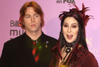 Cher junto a su hijo menor, Elijah Blue Allman