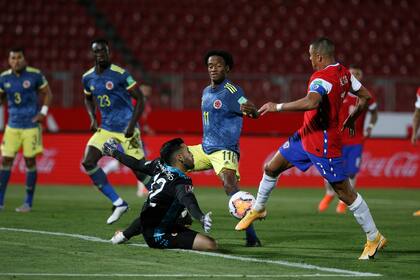 Alexis Sánchez volvió a convertir para Chile; esta vez, frente a Colombia, al menos le sirvió para que Chile rescatara un punto.