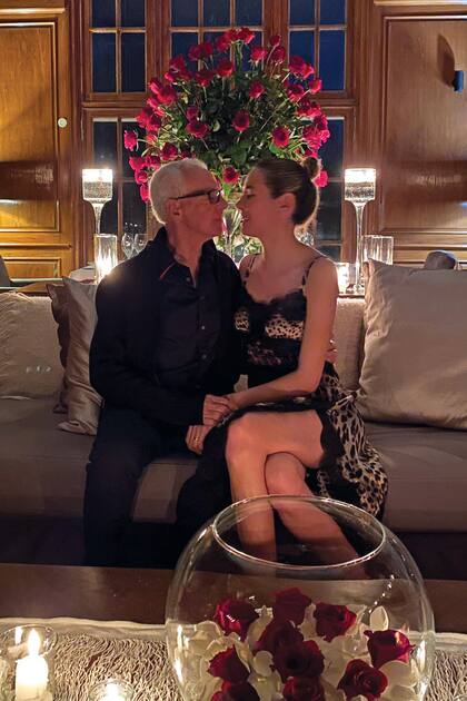 La modelo y el empresario empezaron a salir en mayo de 2019 y desde entonces se volvieron inseparables.