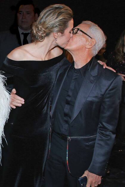 Elina y Eduardo Costantini, enamoradísimos. “Eduardo me acompañó con este proyecto desde el primer momento. Se bancó toda esta semana a full”, dijo ella.