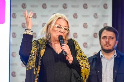 Elisa Carrió dijo que la próxima potencia será India