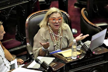 Elisa Carrió durante el debate en diputados