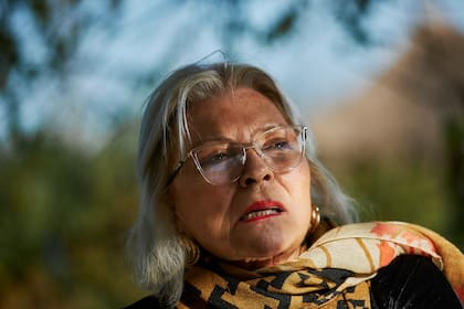 Elisa Carrió en su casa de Chacras de la Cruz en Capilla del Señor.