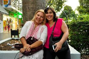 Elisa Carrió y Paula Oliveto