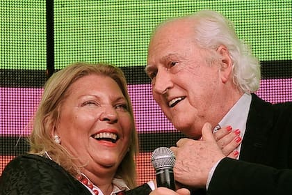 Elisa Carrió y Pino Solanas, en 2012