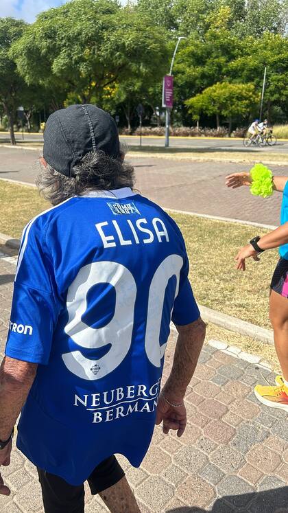 Elisa Forti en la maratón que organizaron sus amigos y familiares en su honor