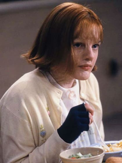 Elisabeth Moss en Inocencia, interrumpida