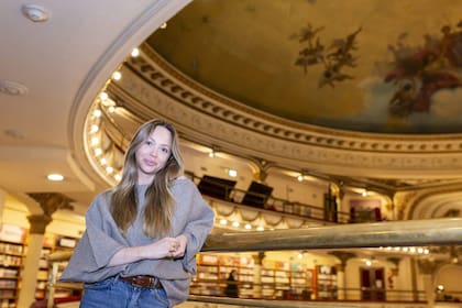 Elizabeth Clapés firmó libros en El Ateneo Grand Splendid