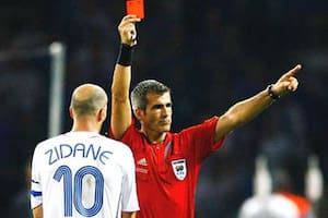 Elizondo revela detalles de la roja a Zidane, su encuentro posterior con el francés y reclama un VAR "humano"