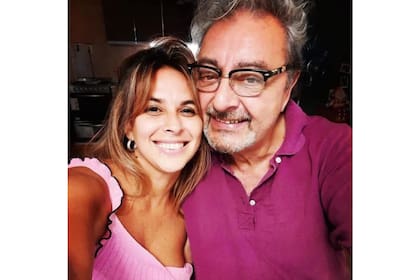 Ella le mandó un mensaje por Instagram y comenzaron una relación a distancia