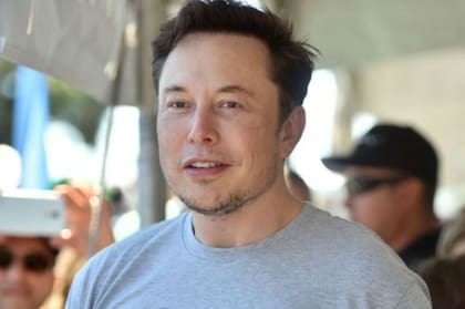 Elon Musk, dueño de Tesla, hizo su fortuna con PayPal.