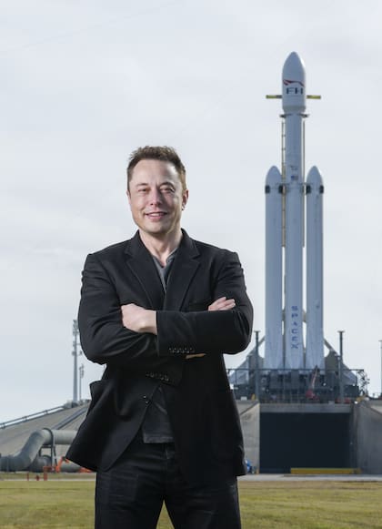 Elon Musk, durante el lanzamiento de una de las naves de SpaceX, con la que pretende llevar turistas al espacio pronto