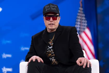 Elon Musk habla en la Conferencia Política de Acción Conservadora (CPAC, por sus siglas en inglés) en el Gaylord National Resort & Convention Center, el jueves 20 de febrero de 2025, en Oxon Hill, Maryland. (AP Foto/Jose Luis Magana)