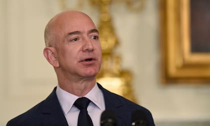 Elon Musk, rebasó al fundador y propietario del 10% de Amazon, Jeff Bezos