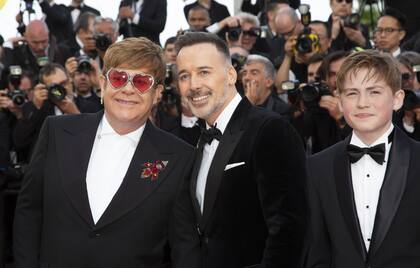 Elton John y David Furnish en el Festival de Cannes, en 2019