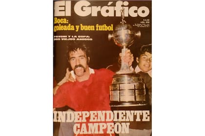Elvio Chivo Pavoni, el pionero del implante capilar en el deporte, los bigotes, la copa