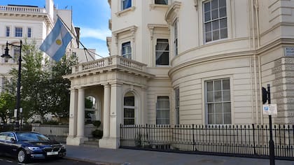 La embajada argentina en Londres