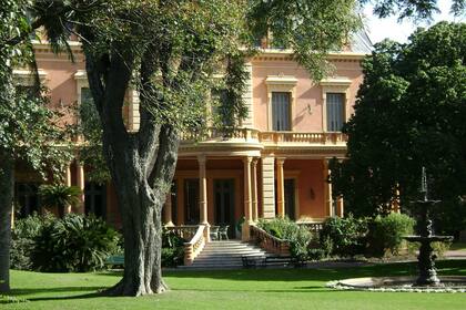 Emblema de Beccar, una casona elegante como su dueña