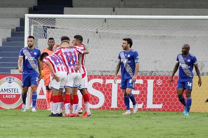 Emelec-Unión, por la Copa Sudamericana: 1ero de Unión