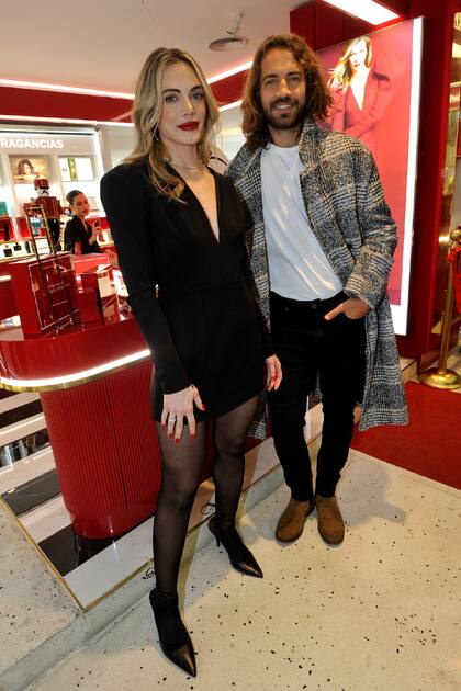 Emilia Attias y Benjamn Alfonso en la inauguracin del local de Carolina Herrera