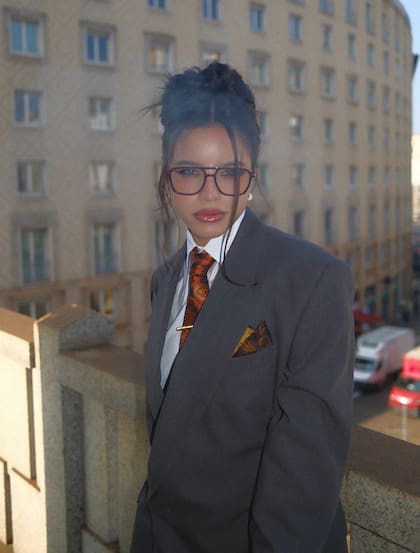 Emilia Mernes, parte del desfile de Boss en Milán