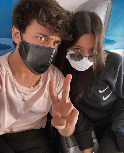 Emilia Mernes y Lizardo Ponce, de camino a Río de Janeiro. Crédito: Instagram