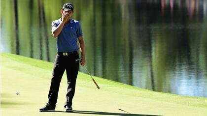 Emiliano Grillo, en el par 3 del hoyo 16