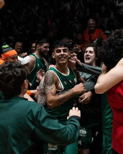 Emiliano Lezcano, el héroe de la jornada que recibió el elogio de Manu Ginóbili