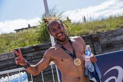 Emiliano Sanz, el surfer ganador de los 15km