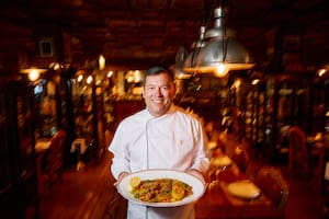 Símbolo gastronómico de la argentinidad, lo ofrecen bodegones y restaurantes con estrella Michelin