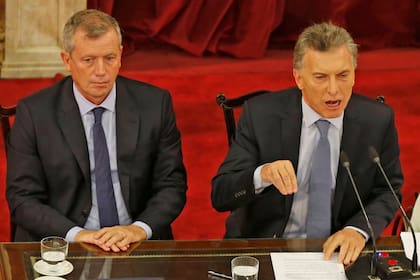 Emilio Monzó junto a Mauricio Macri cuando el primero presidía la Cámara de Diputados y el segundo era presidente de la Nación.