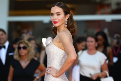 Emily Blunt se lució en la proyección de otra de las películas en competencia, La máquina: The Smashing Machine